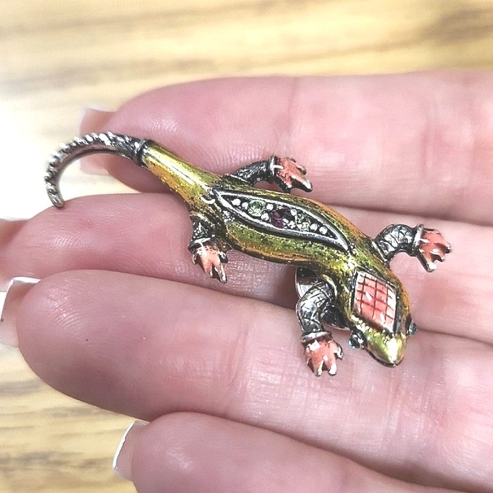 OLIT USA Crystal & Enamel Lizard Pin